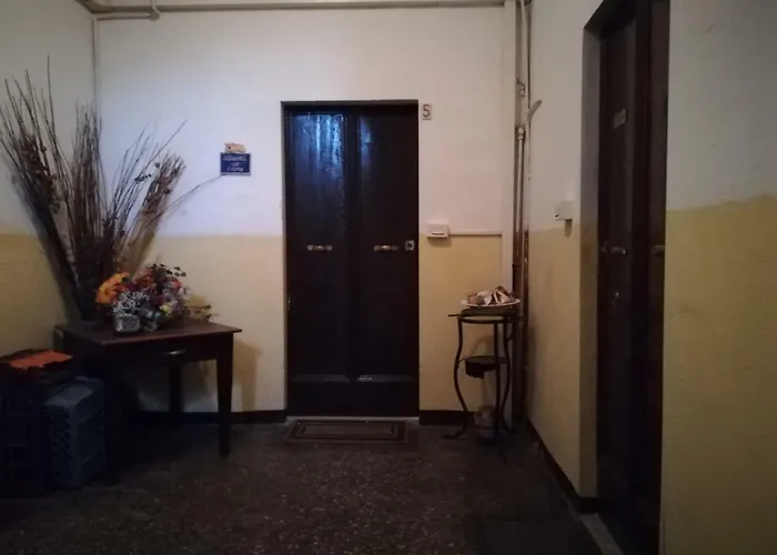 Pisolo Nuovo Vicino All'ospedale Sant'orsola شقة