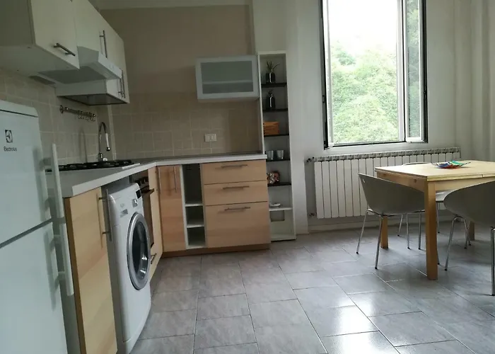 Pisolo Nuovo Vicino All'ospedale Sant'orsola